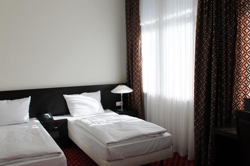 Aariana Hotel Offenbach am Main Екстер'єр фото
